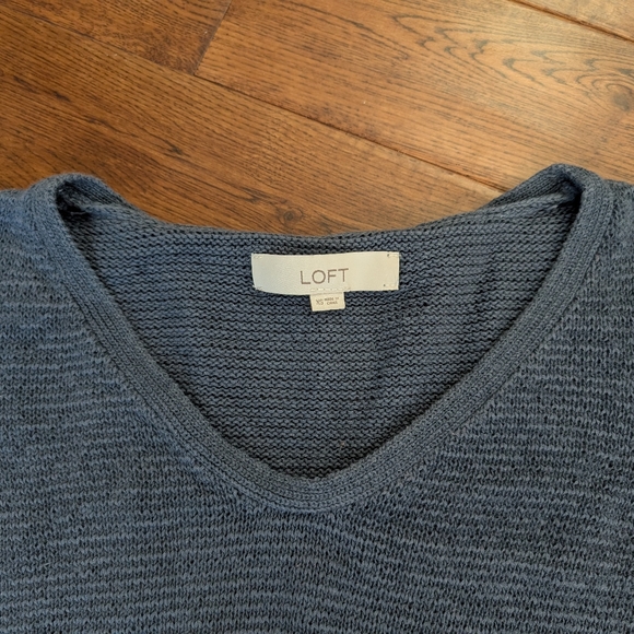 EUC LOFT Ladies Knit Blue Sweater Scoop Neck Size XS - Picture 4 of 6